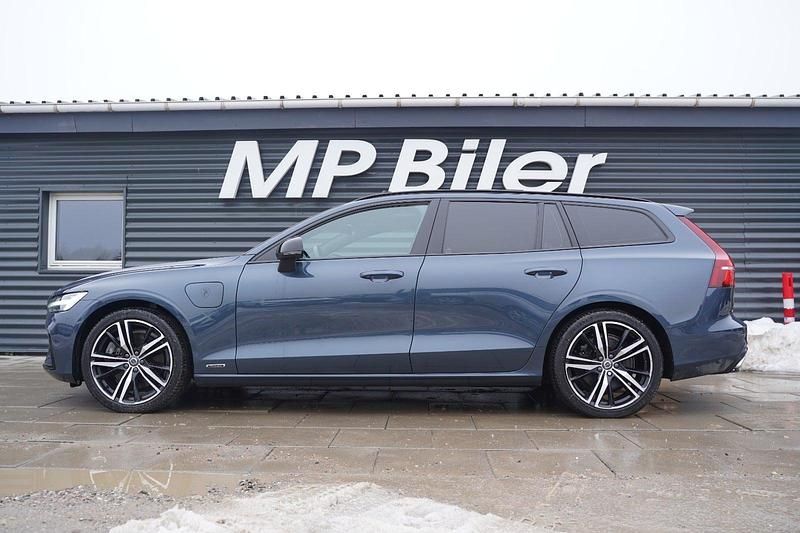Brugt Volvo V60 R-Design 350 HK (257 kW) 2022 Blåmetal Stationcar