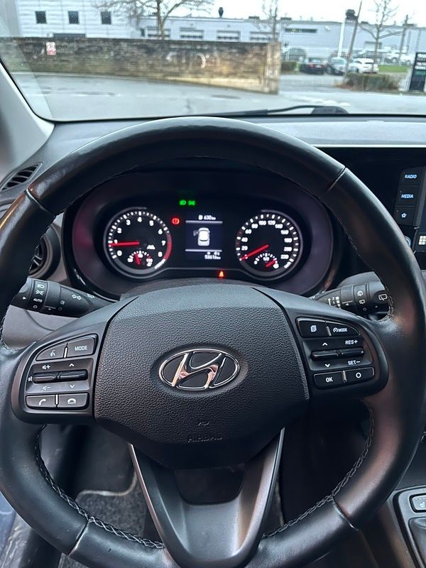 Grå Brugt 2021 Hyundai i10 Advanced Hatchback | 110.000 kr. (Fair pris) - Billede 1/8