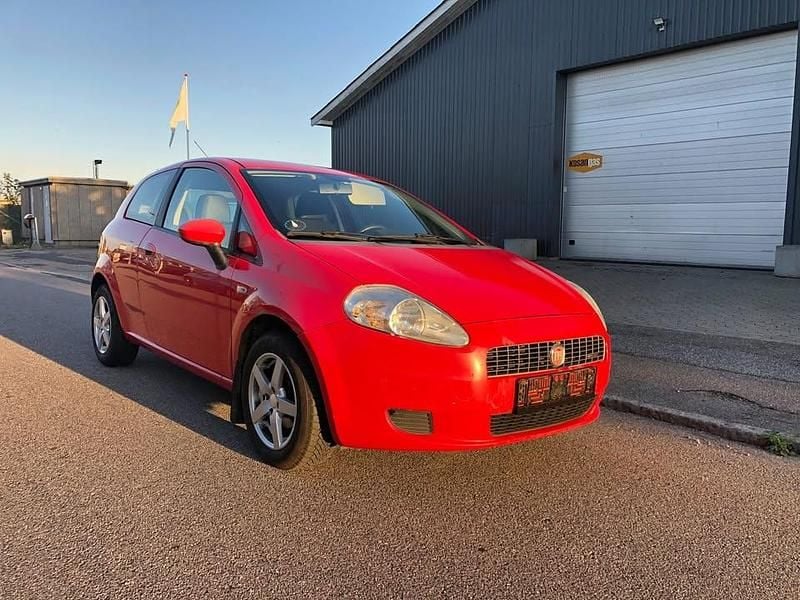 Blå Brugt 2007 Fiat Grande Punto Hatchback | 10.000 kr. - Billede 1/4
