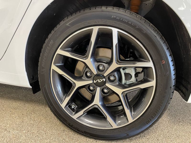 Brugt Kia Ceed Sportswagon 141 HK (103 kW) 2024 Deluxe white Stationcar