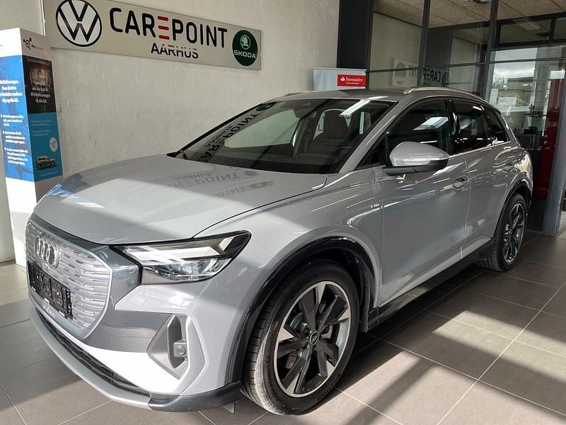 Grå Brugt 2025 Audi Q4 e-tron S-Line SUV | 364.800 kr. (Super pris) - Billede 1/4