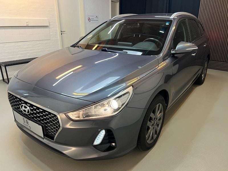 Gråmetal Brugt 2018 Hyundai i30 Premium Stationcar | 109.800 kr. (Fair pris) - Billede 1/4