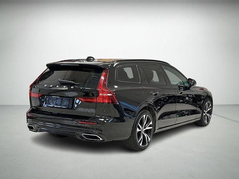 Brugt Volvo V60 R-Design 340 HK (250 kW) 2021 Sortmetal Stationcar