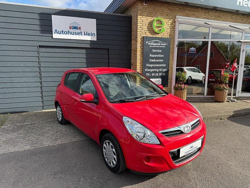 Rød Brugt 2011 Hyundai i20 Comfort Hatchback | 16.800 kr. (Super pris) - Billede 1/4