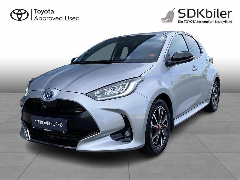 Sølv Brugt 2021 Toyota Yaris Hybrid Style Hatchback | 199.900 kr. (Lidt for dyr) - Billede 1/4