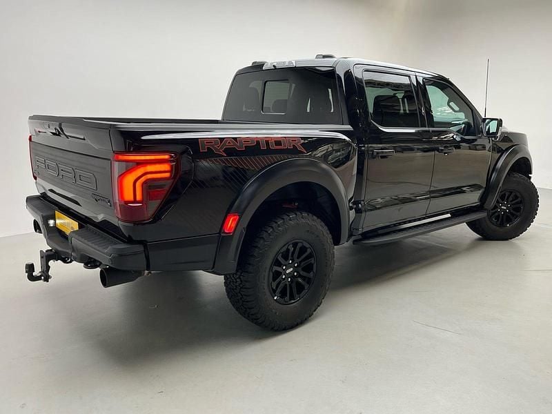 Ny Ford F-150 Raptor 457 HK (336 kW) 2025 Sortmetal Afhentning