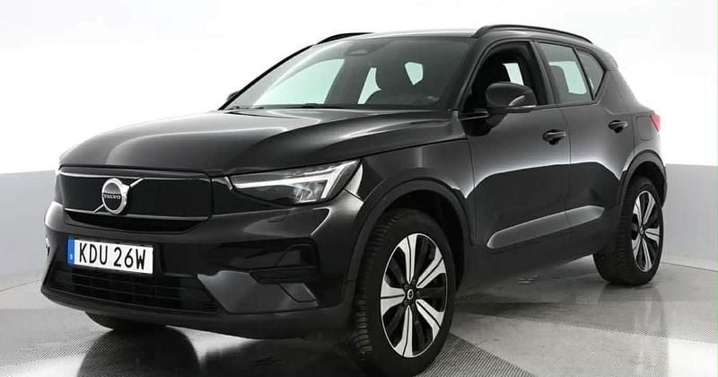 Sortmetal Brugt 2022 Volvo XC40 Core SUV | 239.800 kr. (Fair pris) - Billede 1/3