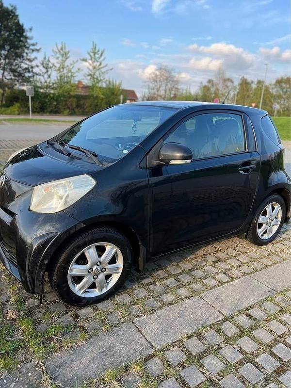 Brugt 2009 Toyota iQ Hatchback | 36.900 kr. - Billede 1/4