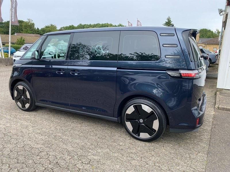 Brugt VW ID. Buzz Pro 150 kW (204 HK) 2024 Mørkblåmetal MPV