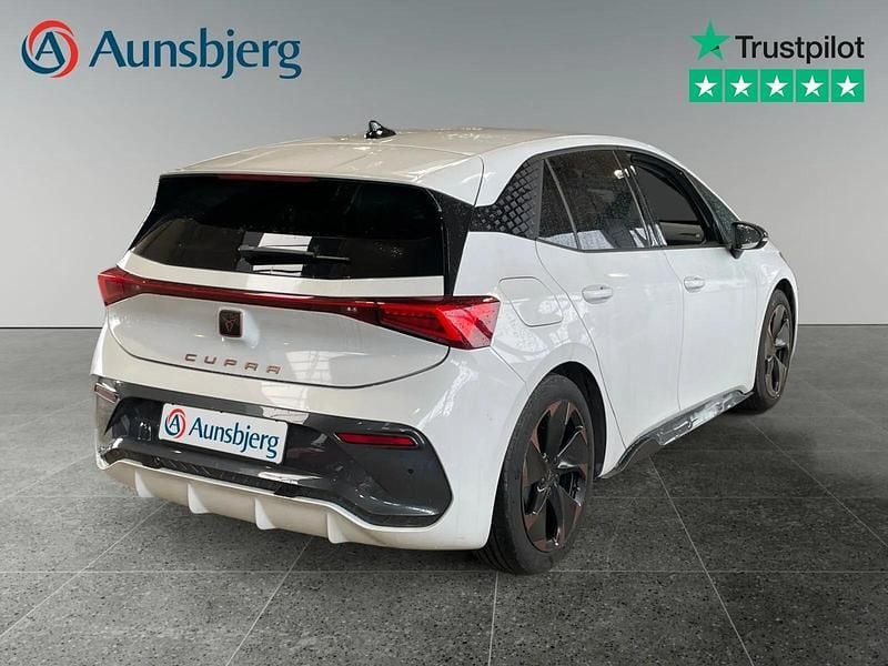 Brugt Cupra Born e-Boost 169 kW (231 HK) 2023 Hvid metal Hatchback