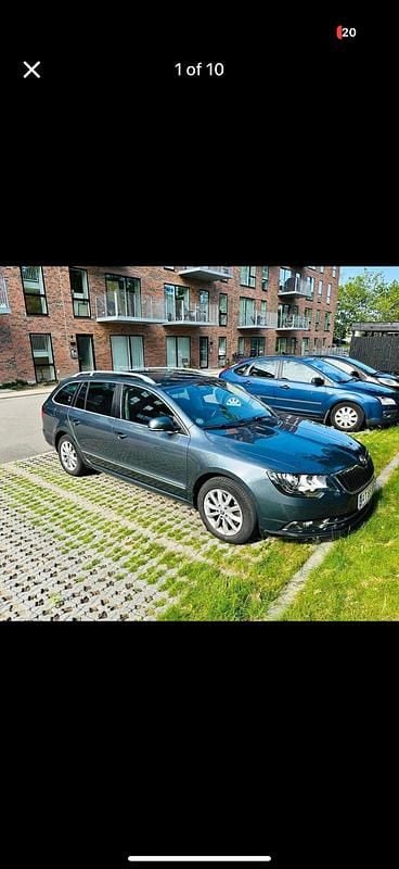 Grå Brugt 2015 Skoda Superb Elegance Stationcar | 139.900 kr. - Billede 1/4