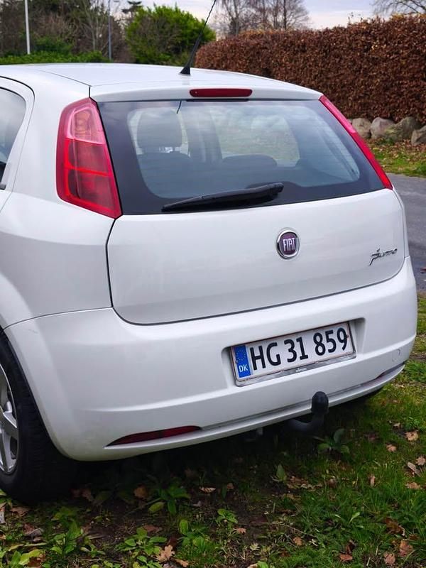 Brugt Fiat Punto 69 HK (50 kW) 2012 Hatchback