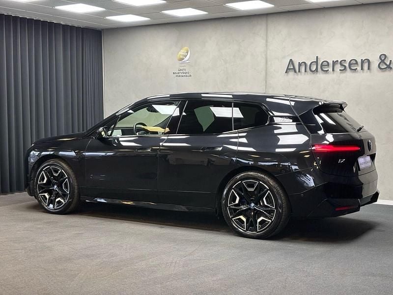 Brugt BMW iX 239 kW (326 HK) 2022 Blacksapphire SUV