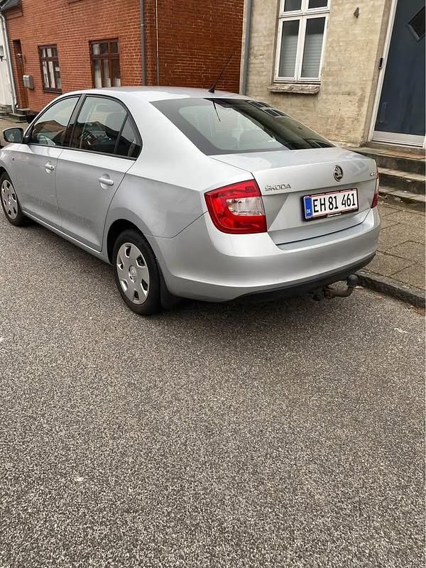 Brugt Skoda Rapid 105 HK (77 kW) 2014 Grå Hatchback
