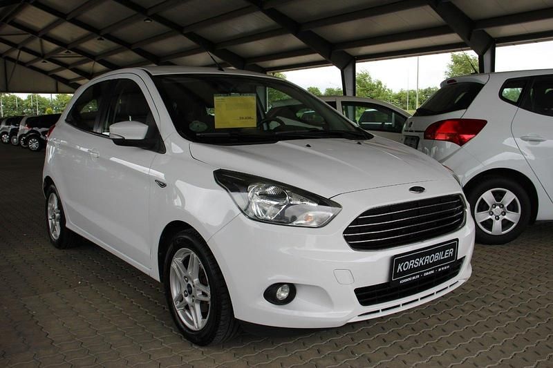 Hvid Brugt 2016 Ford Ka Plus Ultimate Hatchback | 59.800 kr. - Billede 1/4