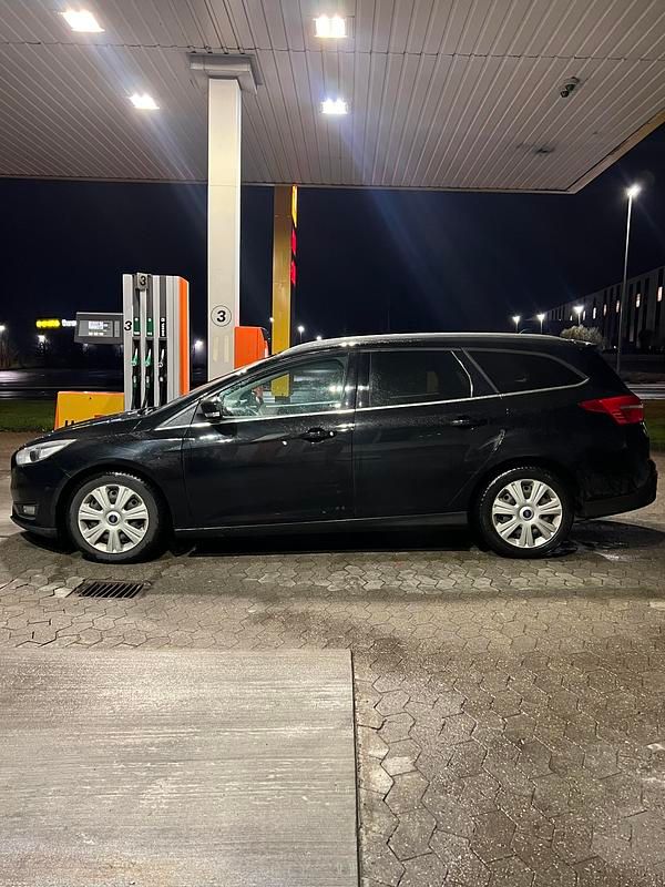 Brugt Ford Focus Business Edition 120 HK (88 kW) 2017 Sort  Stationcar