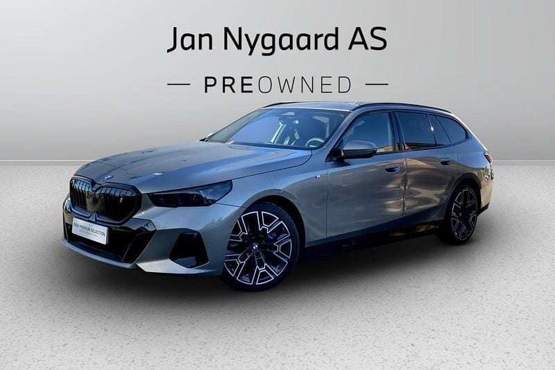 Gråmetal Brugt 2024 BMW i5 M Sport Sedan | 609.000 kr. (Lidt for dyr) - Billede 1/3