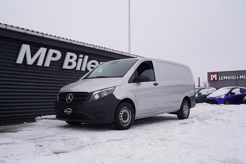Brugt Mercedes Vito 136 HK (100 kW) 2021 Sølvmetal Van