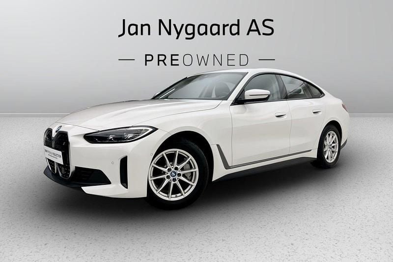 Hvid Brugt 2023 BMW i4 Sedan | 379.000 kr. (God pris) - Billede 1/3