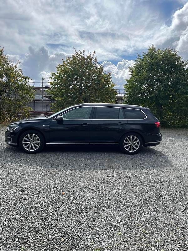Sort Brugt 2018 VW Passat GTE Stationcar | 129.800 kr. (God pris) - Billede 1/7