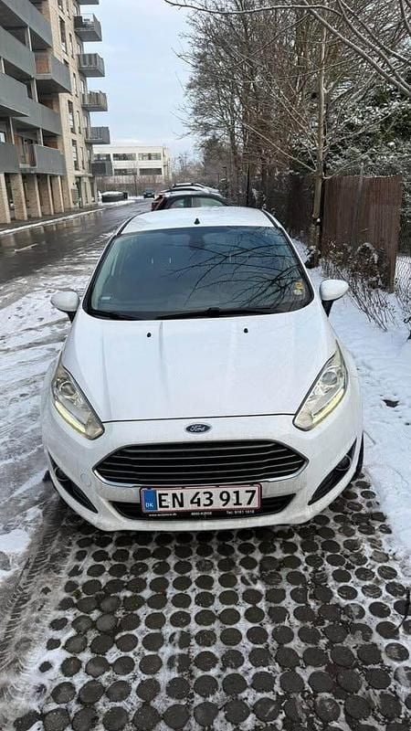 Brugt Ford Fiesta 101 HK (74 kW) 2014 Hvid Hatchback