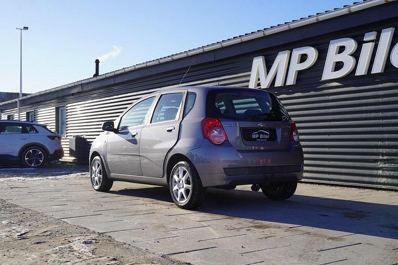 Brugt Chevrolet Aveo LS 84 HK (61 kW) 2011 Grå Hatchback