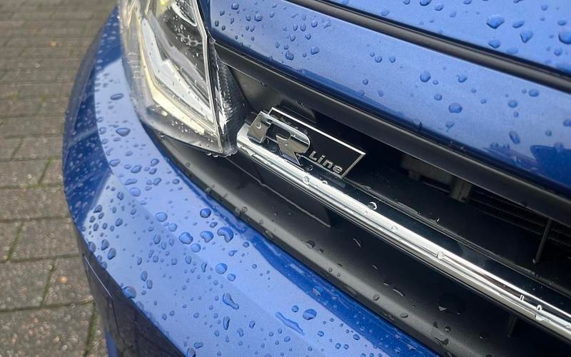 Brugt VW Polo R-line 150 HK (110 kW) 2020 Reef blå metallic & flint gråtitansort/titansort/