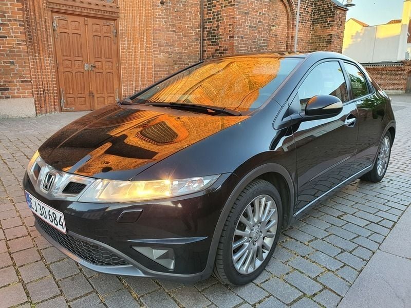 Sortmetal Brugt 2010 Honda Civic Comfort Hatchback | 26.500 kr. - Billede 1/8
