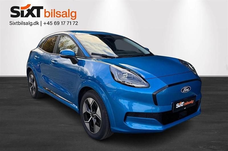 Digital aqua blue Ny 2025 Ford Puma Gen-E Select Hatchback | 214.900 kr. - Billede 1/4