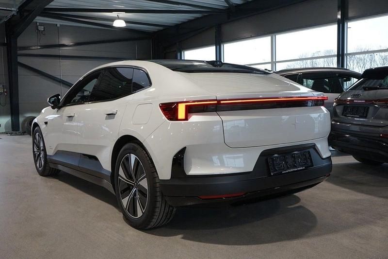 Ny Polestar 4 200 kW (272 HK) 2025 Hvidmetal SUV
