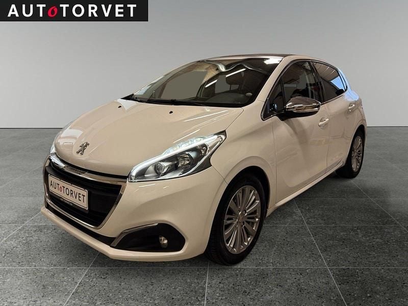 Hvid Brugt 2017 Peugeot 208 Allure Sky Hatchback | 62.700 kr. (Fair pris) - Billede 1/4