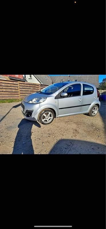 Grå Brugt 2013 Peugeot 107 Hatchback | 24.900 kr. (Fair pris) - Billede 1/4