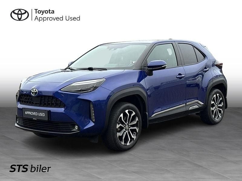 Cobalt blue Brugt 2021 Toyota Yaris Cross Plus SUV | 244.900 kr. (Fair pris) - Billede 1/3