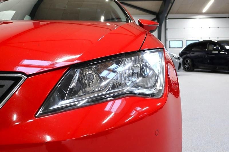 Brugt Seat Leon Reference 110 HK (80 kW) 2014 Rød Hatchback