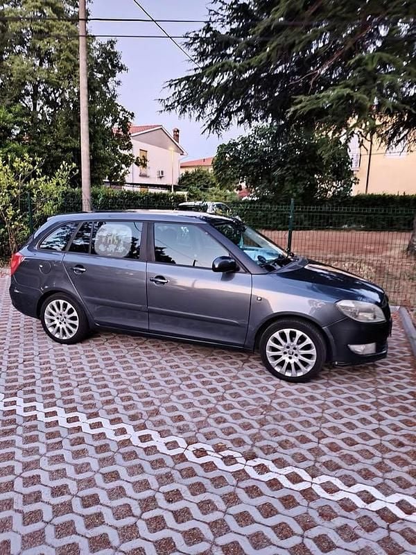 Brunmetal Brugt 2010 Skoda Fabia GreenLine Stationcar | 25.100 kr. - Billede 1/4