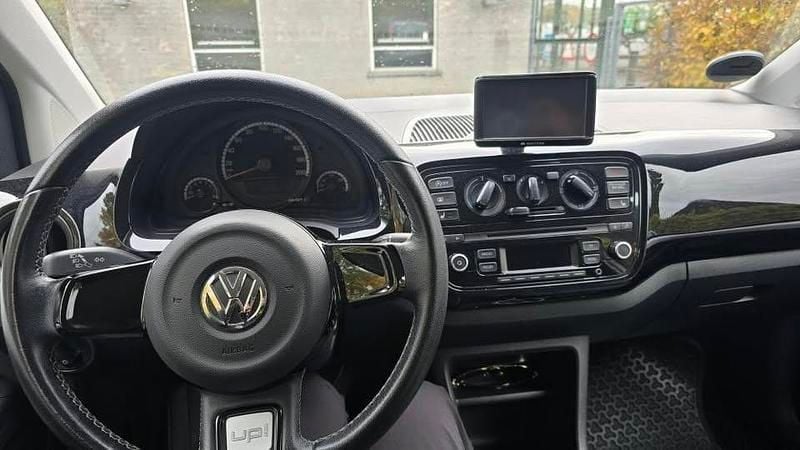 Brugt VW up! 60 HK (44 kW) 2012 Hvid Hatchback