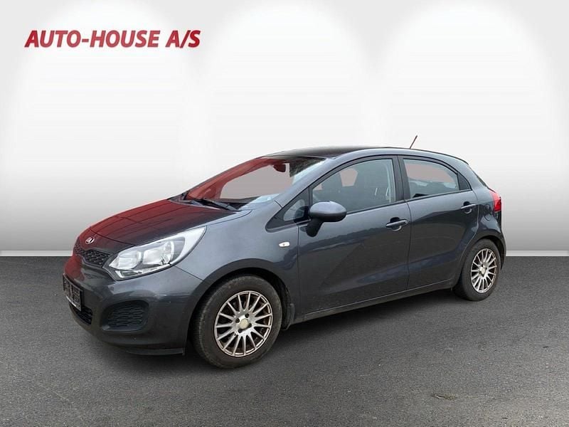 Gråmetal Brugt 2014 Kia Rio Style Hatchback | 21.500 kr. (Super pris) - Billede 1/4
