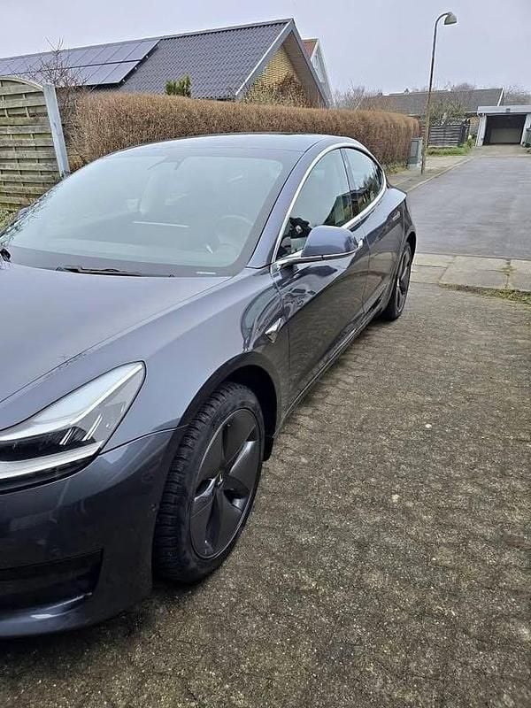 Brugt 2019 Tesla Model 3 Standard Range Sedan | 150.000 kr. (Fair pris) - Billede 1/4