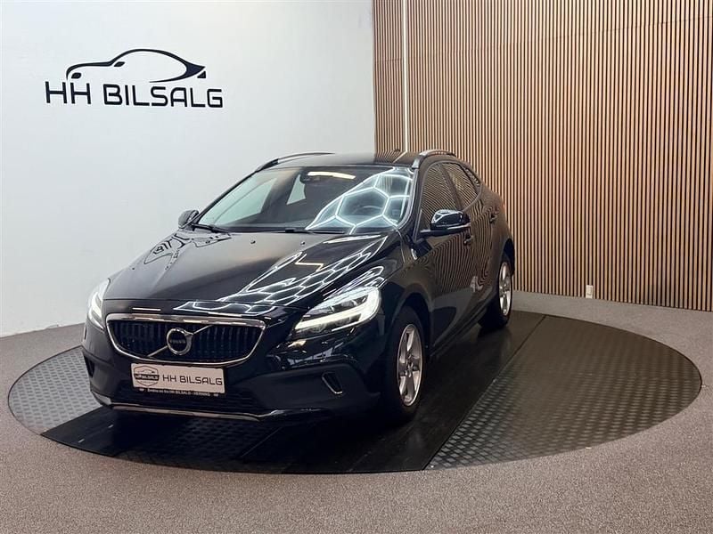 Brugt Volvo V40 Momentum 150 HK (110 kW) 2017 Hatchback