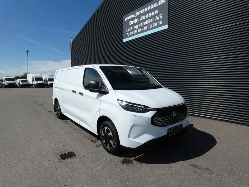 Hvid Ny 2024 Ford E-Transit Trend Van | 359.800 kr. - Billede 1/4