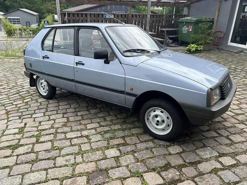 Brugt Citroën Visa 40 HK (29 kW) 1985 Blå