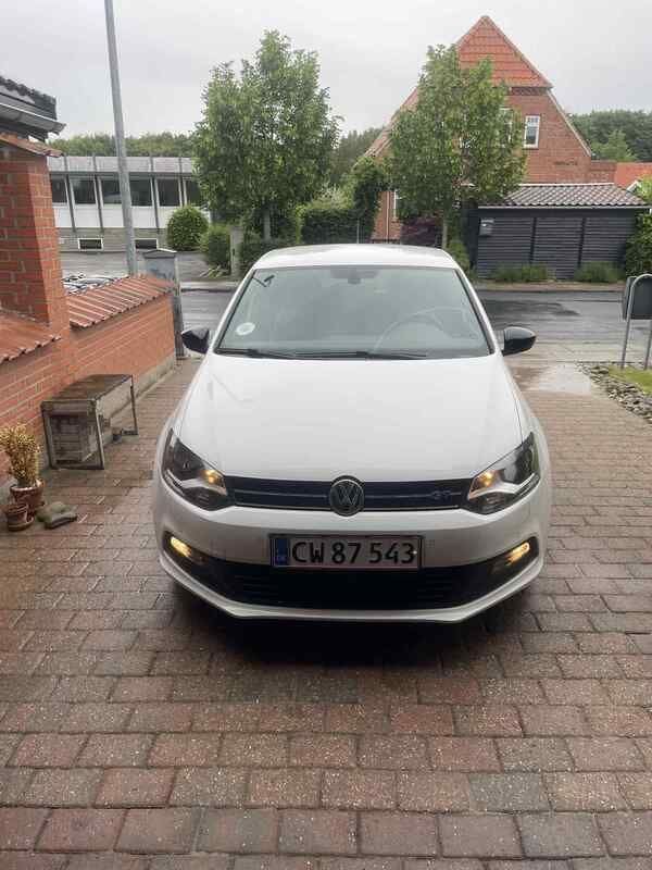 Hvid Brugt 2017 VW Polo BlueGT Hatchback | 119.999 kr. (Fair pris) - Billede 1/5