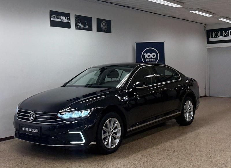 Sort Brugt 2020 VW Passat GTE Sedan | 164.800 kr. (God pris) - Billede 1/4