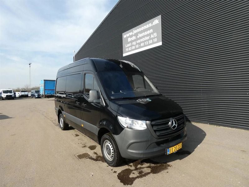 Sort Ny 2024 Mercedes Sprinter Van | 399.800 kr. - Billede 1/4