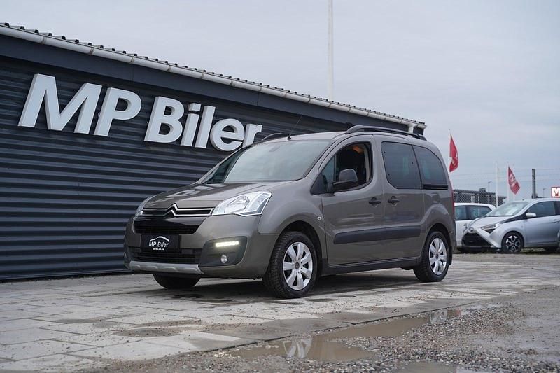 Brugt Citroën Berlingo Feel 120 HK (88 kW) 2016 Gråmetal MPV