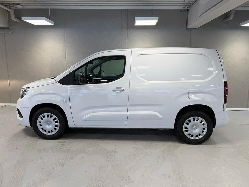 Brugt Opel Combo-e Life Innovation 100 kW (136 HK) 2024 Hvid Van