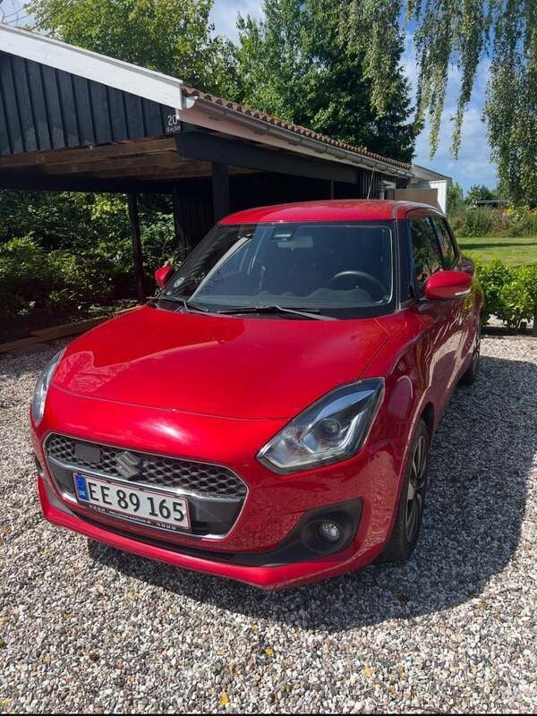 Rødmetal Brugt 2020 Suzuki Swift Exclusive Hatchback | 114.900 kr. (Fair pris) - Billede 1/2