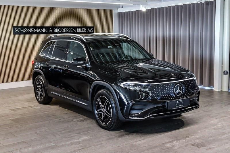 Sortmetal Ny 2025 Mercedes EQB250+ AMG SUV | 399.900 kr. (Lidt for dyr) - Billede 1/4
