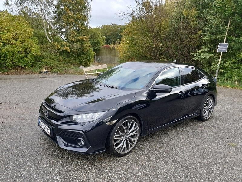 Sort Brugt 2018 Honda Civic Elegance Hatchback | 109.499 kr. (Super pris) - Billede 1/4