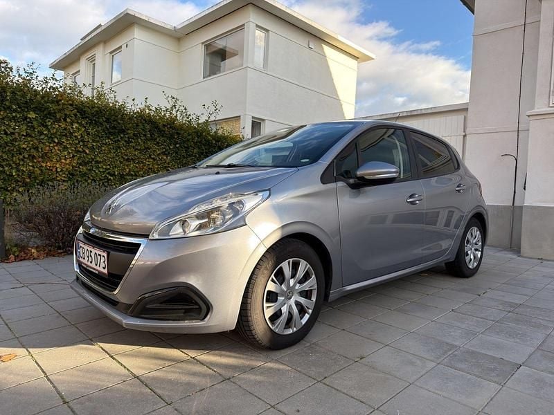 Gråmetal Brugt 2018 Peugeot 208 Active Hatchback | 79.500 kr. (Fair pris) - Billede 1/4